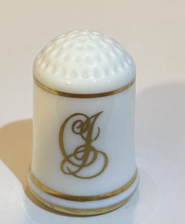 Lady Bird Johnson 1978 Franklin Mint Fine Bone China Thimble - Thimblelina.com