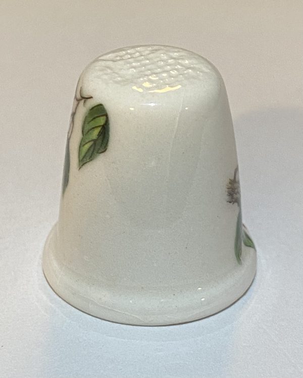 Red Scarlet Macaw Parrot Bird Porcelain Thimble - Thimblelina.com